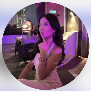 Mia Chen